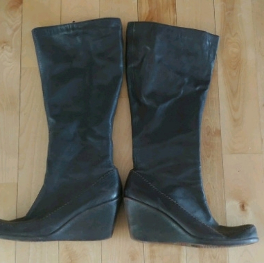 AEROSOLES Boots Size 10